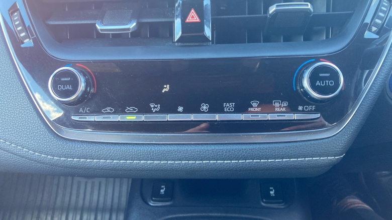 Toyota Corolla 1.8 VVT-i Hybrid Icon Tech 5dr CVT Hybrid Hatchback